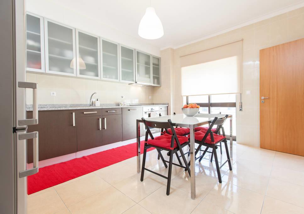 Midway To Geres And Braga Apartment อามาเรส ห้อง รูปภาพ