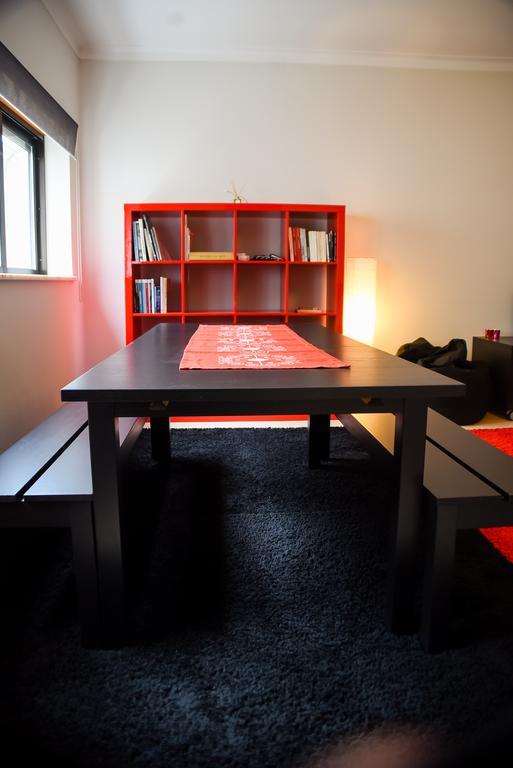 Midway To Geres And Braga Apartment อามาเรส ภายนอก รูปภาพ