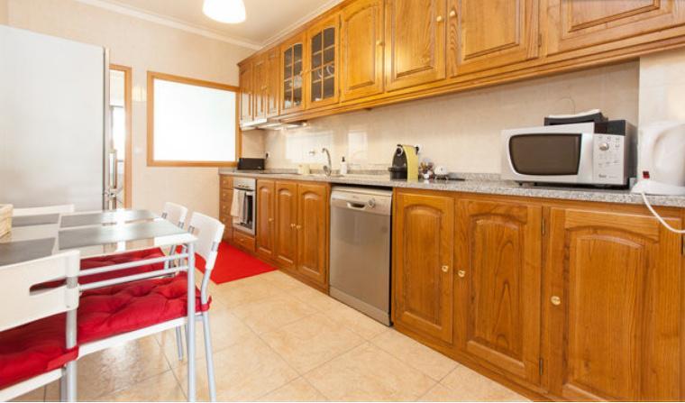 Midway To Geres And Braga Apartment อามาเรส ห้อง รูปภาพ