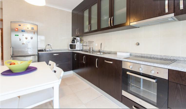 Midway To Geres And Braga Apartment อามาเรส ห้อง รูปภาพ